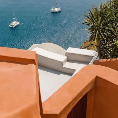 Terracotta Cave House Oia (Santorini)